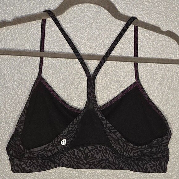 Lululemon Flow Y Bra IV - 12 - Picture 5 of 7
